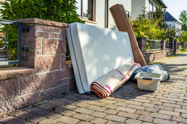 Best Professional Junk Removal  in Livingston, MT